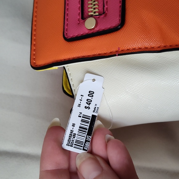 Purse - Picture 6 of 7